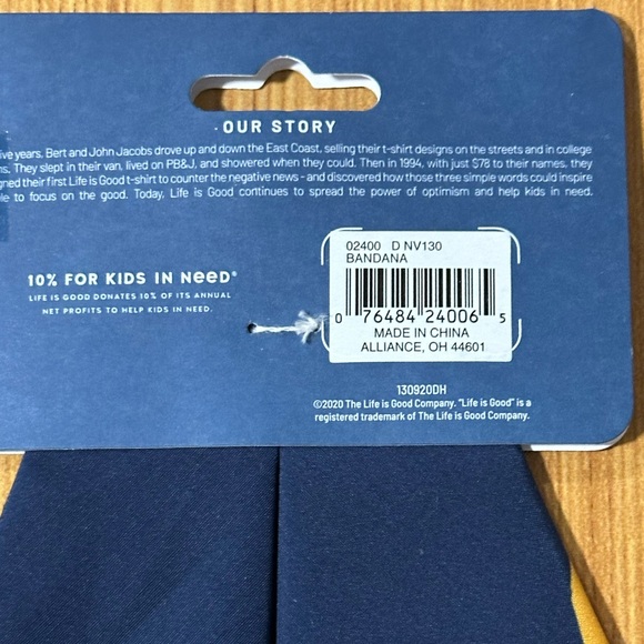 LIFE IS GOOD Dog Bandana Size Large 30" Blue Funny! Every Snack you Make NWT - Picture 6 of 7